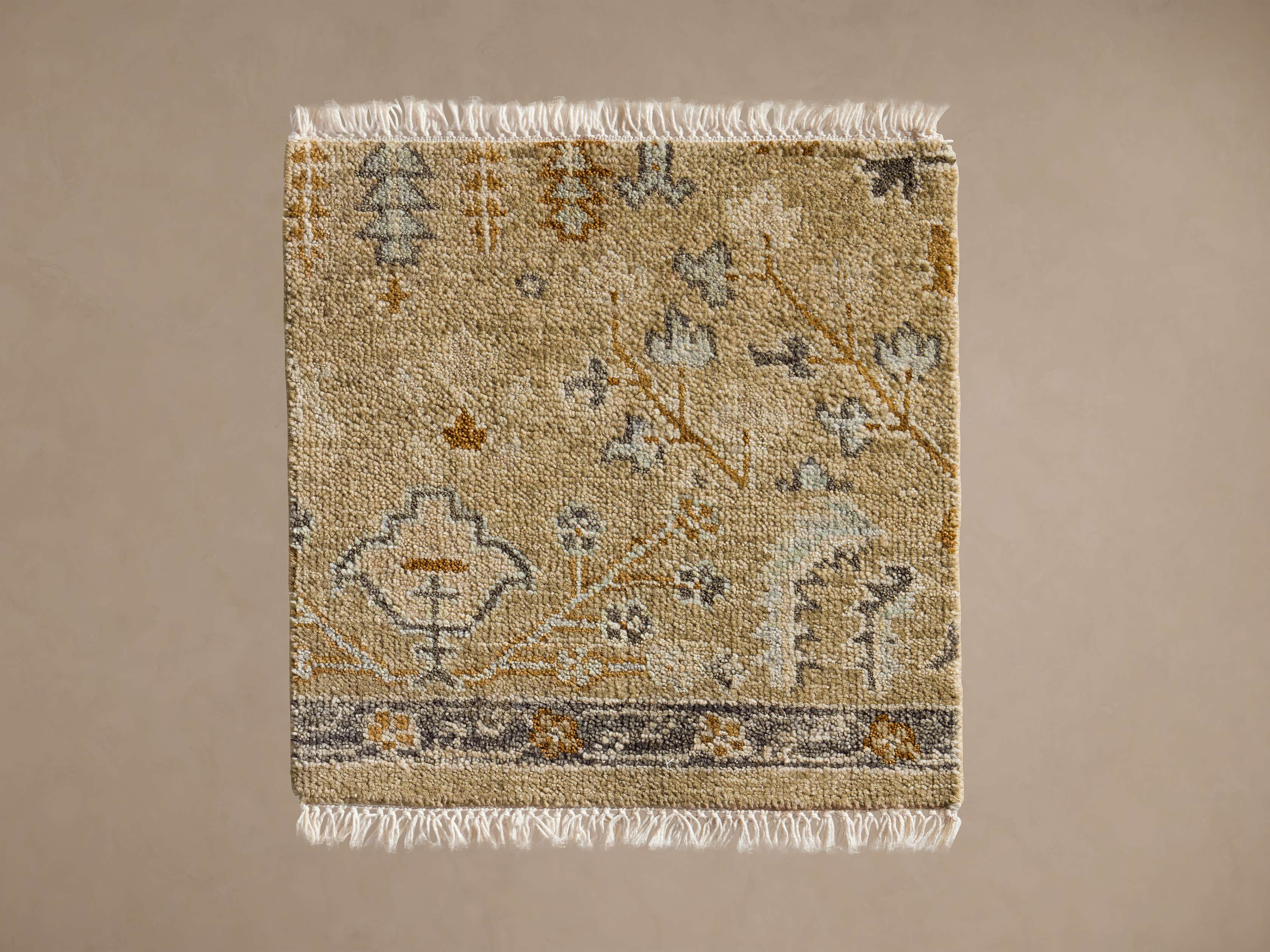 Stein Hand-Knotted Rug Swatch