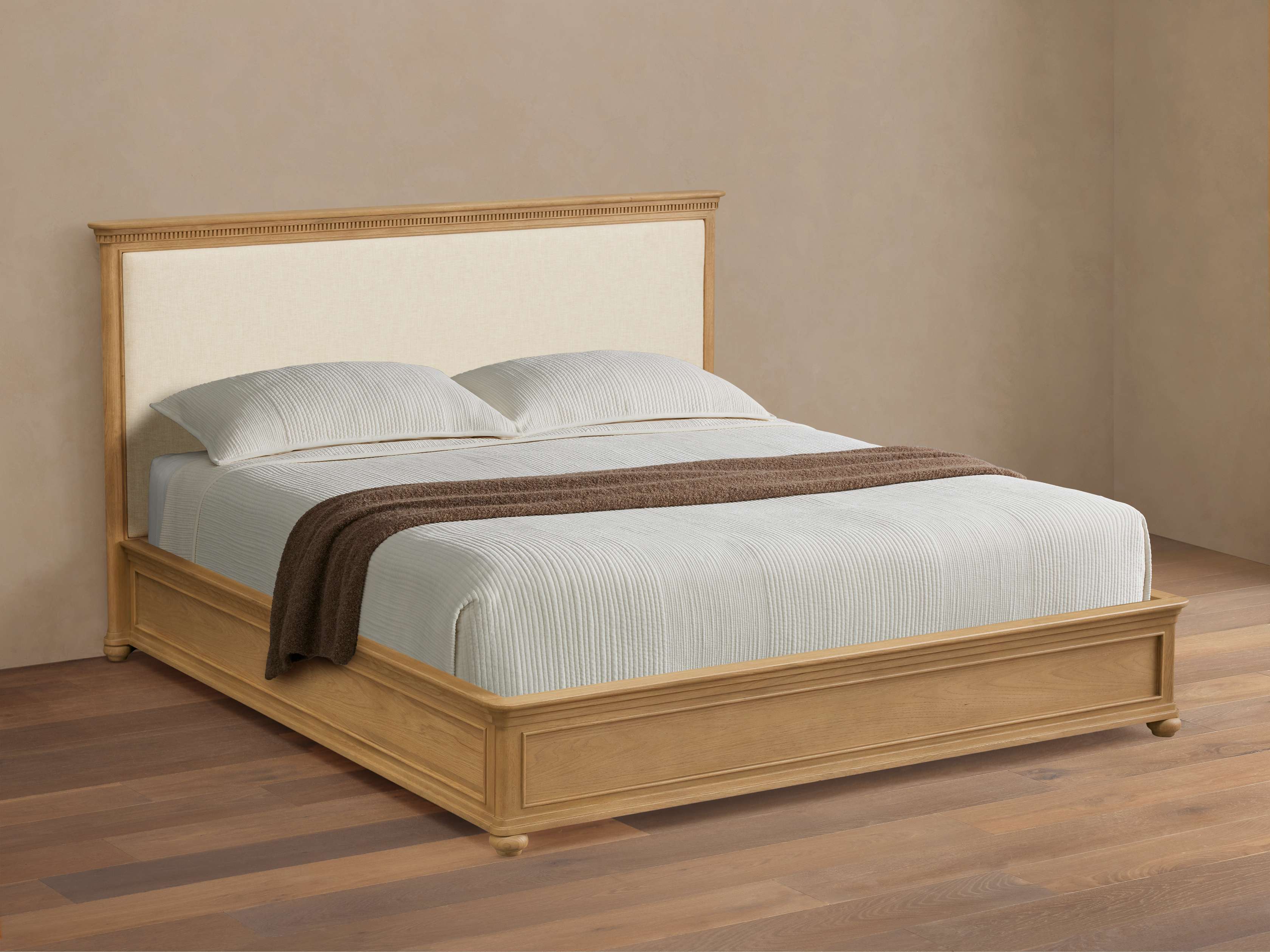 Carlisle Bed
