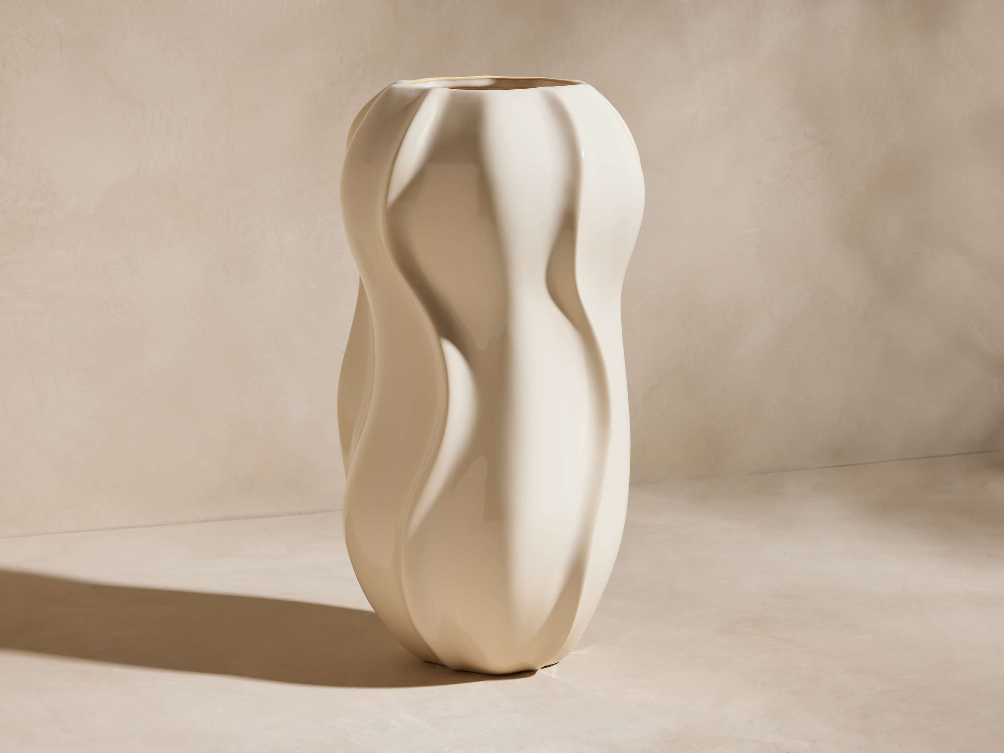 Eva Large Seedpod Vase